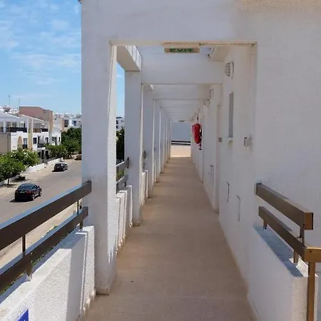 Amore Apts Hotel Paralimni