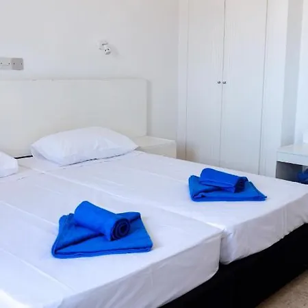 Hotel Amore Apts 3*