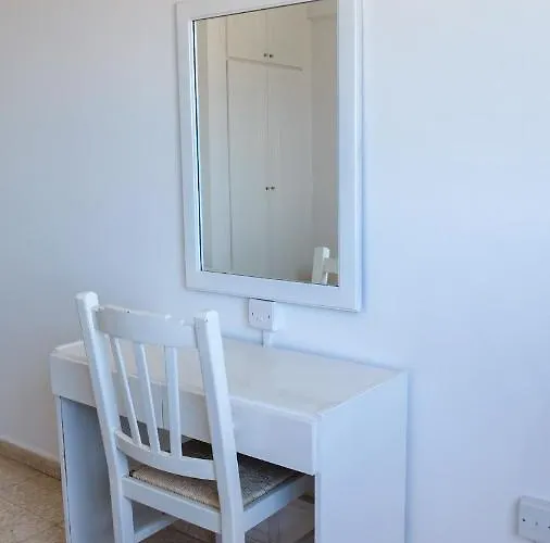 فندق Amore Apts باراليمني