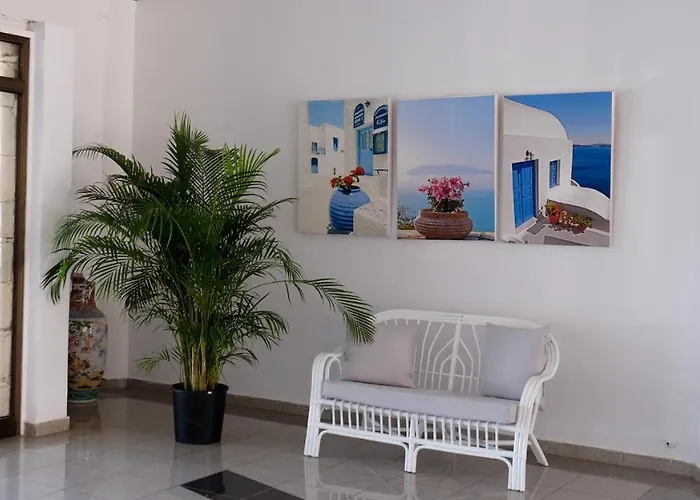 Amore Apts باراليمني